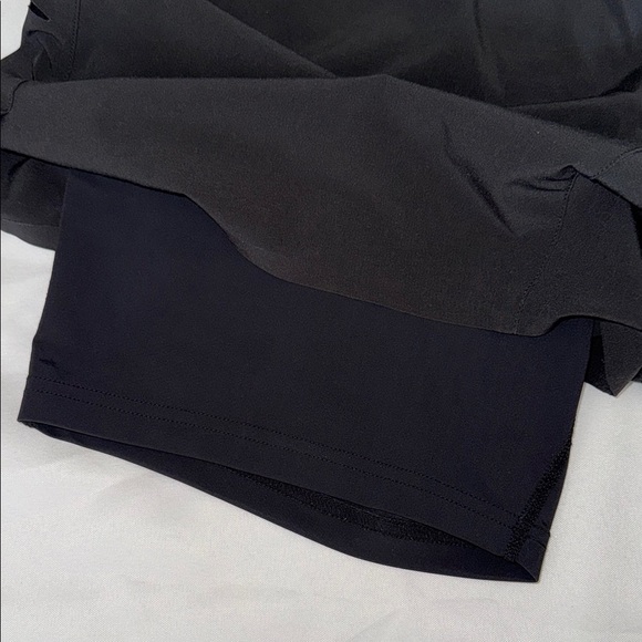 Ten Thousand Interval Shorts XL - Picture 4 of 5